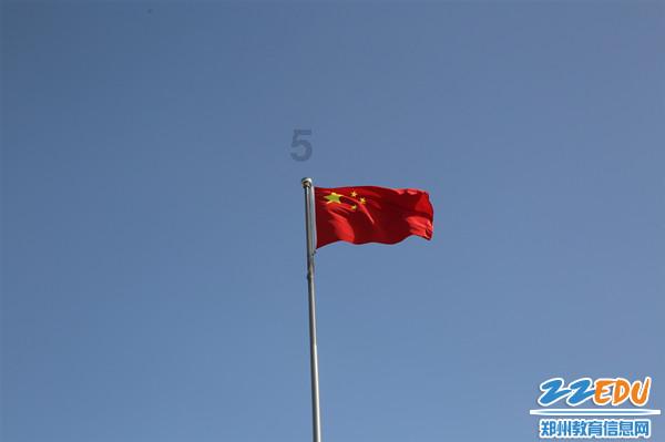 为什么同等地位的曹操跟刘备的差距这么大